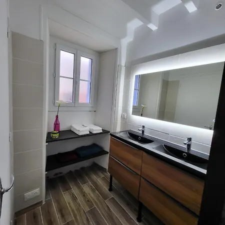 Villa Pour 15 Au Calme A Floirac