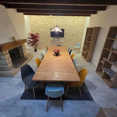 Villa Pour 15 Au Calme A Floirac