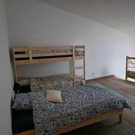 Maison Fraiche Du 18E Siecle - 15 Personnes * Floirac (Charente-Maritime)